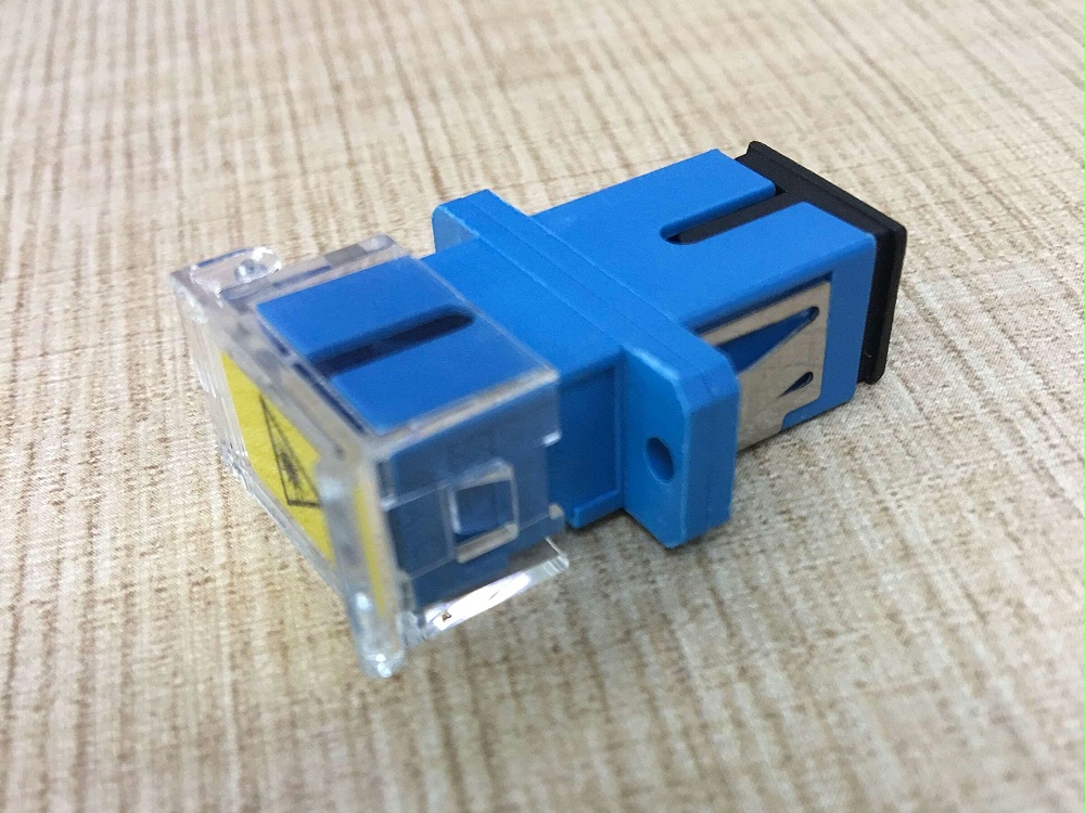 SC UPC SM SX 有耳透明側(cè)翻蓋適配器