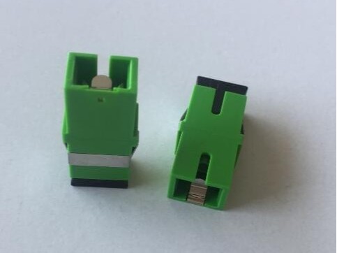 SC APC SM SX 帶金屬擋板適配器 SC APC SM SX 帶金屬擋板適配器