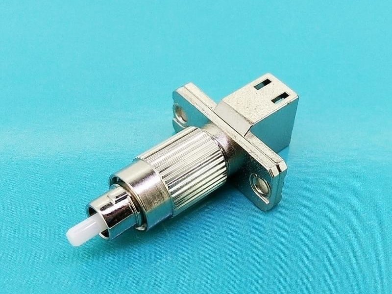 LC母-FC公金屬光纖適配器 LC母-FC公金屬光纖適配器