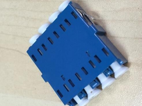 LC 4C 一體光纖適配器，耦合器