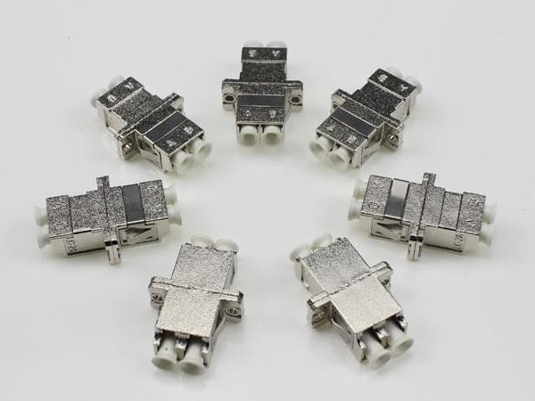 LC SM 雙工 金屬 有耳光纖適配器 LC SM 雙工 金屬 有耳光纖適配器