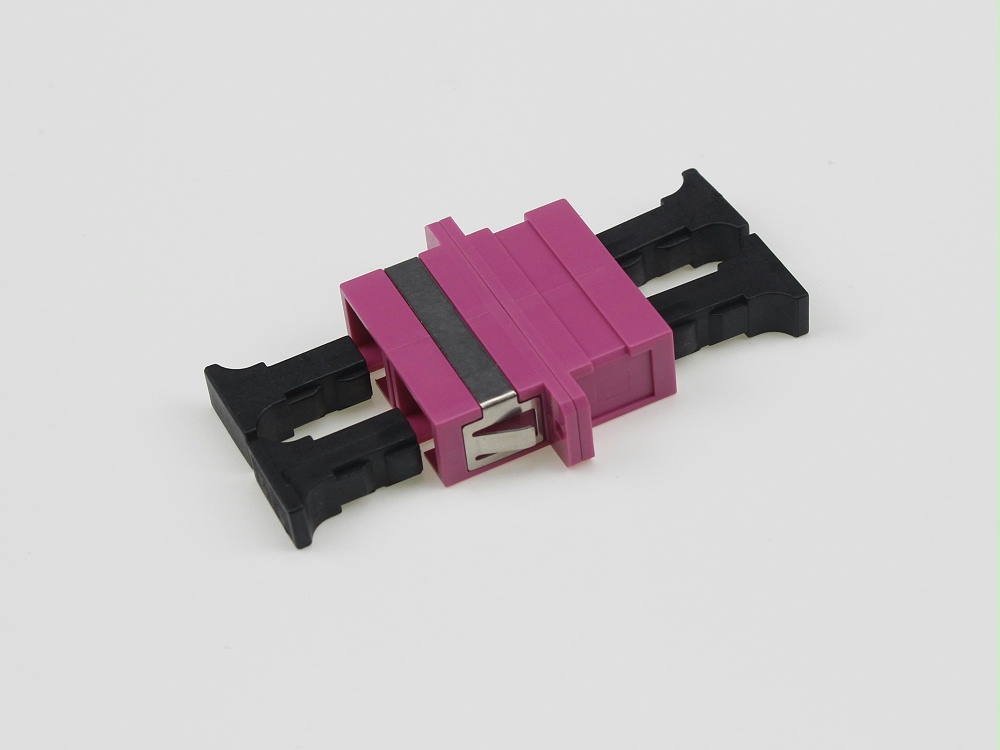 SC OM4 雙工 紫紅色 有耳焊接適配器 SC OM4 雙工 紫紅色 有耳焊接適配器
