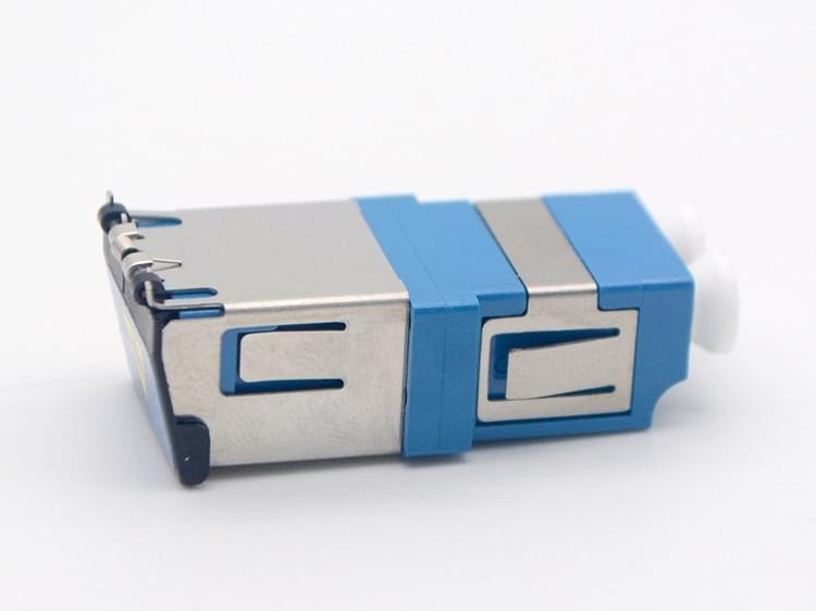 LC 單模 雙工 帶蓋光纖適配器，耦合器