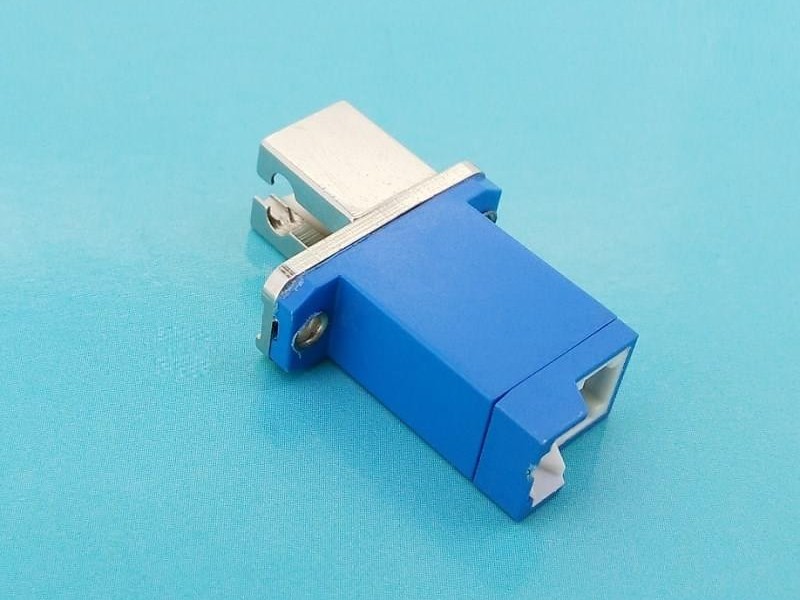 E2000-LC SX 轉(zhuǎn)接器 E2000-LC SX 轉(zhuǎn)接器