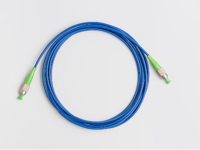 FC/APC 鎧裝跳線，光纖跳線