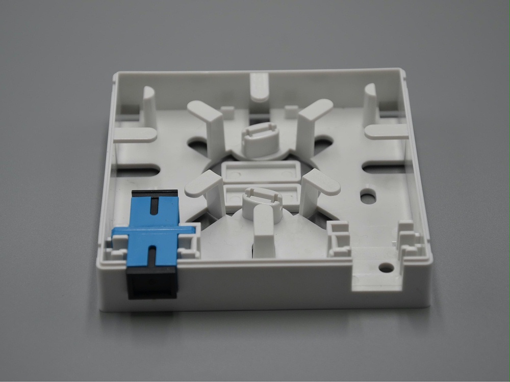 2口光纖面板，86面板，光纖桌面盒