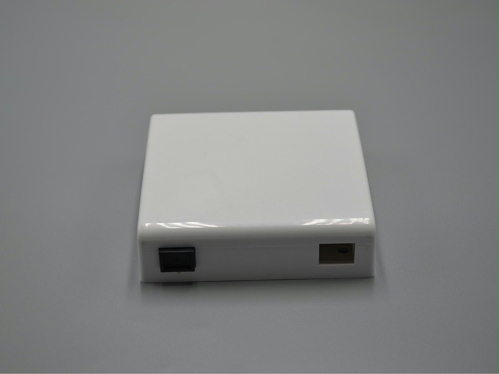 2口光纖面板，86面板，光纖桌面盒