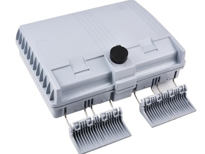 白色16芯分纖箱