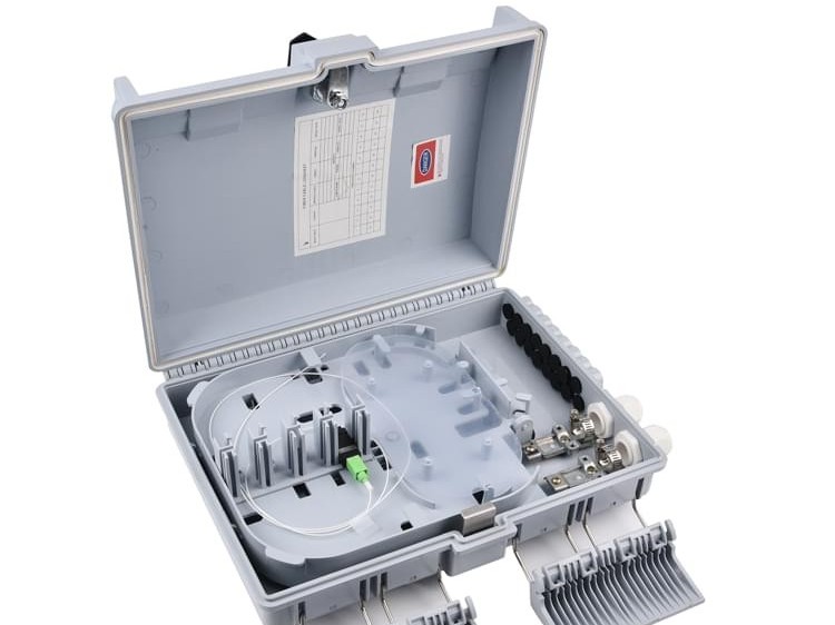 白色16芯分纖箱