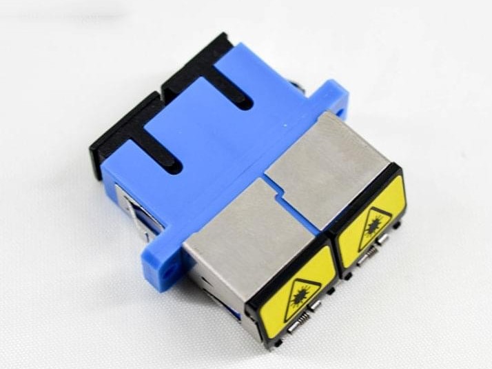 SC UPC SM DX 金屬保護(hù)蓋 翻蓋適配器 SC UPC SM DX 金屬保護(hù)蓋 翻蓋適配器