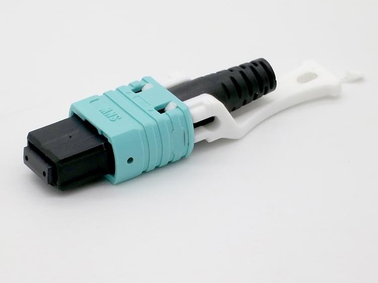 MPO 3.0mm 圓纜帶拉桿超短尾 光纖連接器