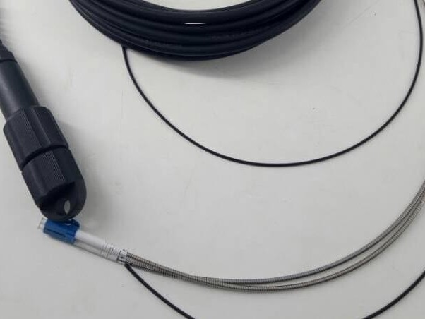 PDLC-LC/UPC 拉遠(yuǎn)光纖跳線，跳接線