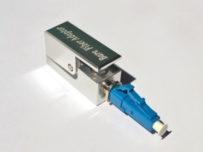 LC 方形裸纖適配器