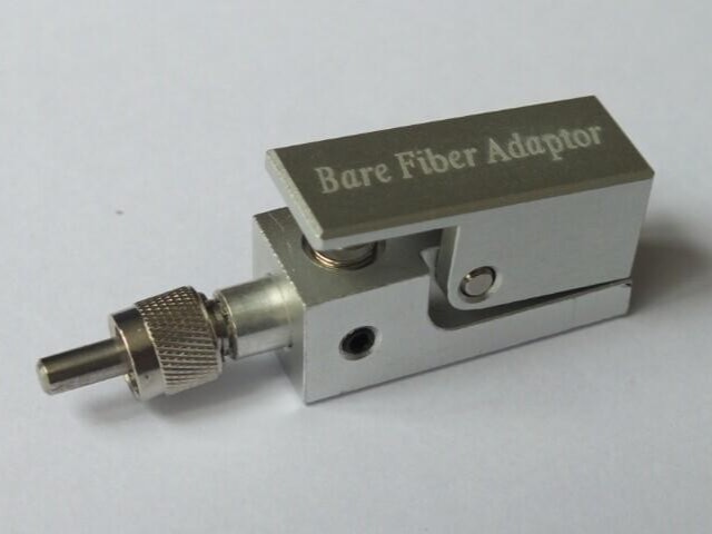SMA 方形裸纖適配器
