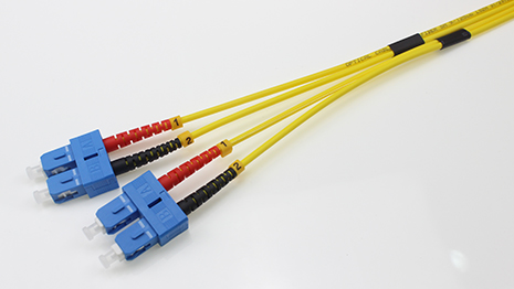 光進(jìn)分享安裝整理光纖跳線過程中需要注意的事項(xiàng)