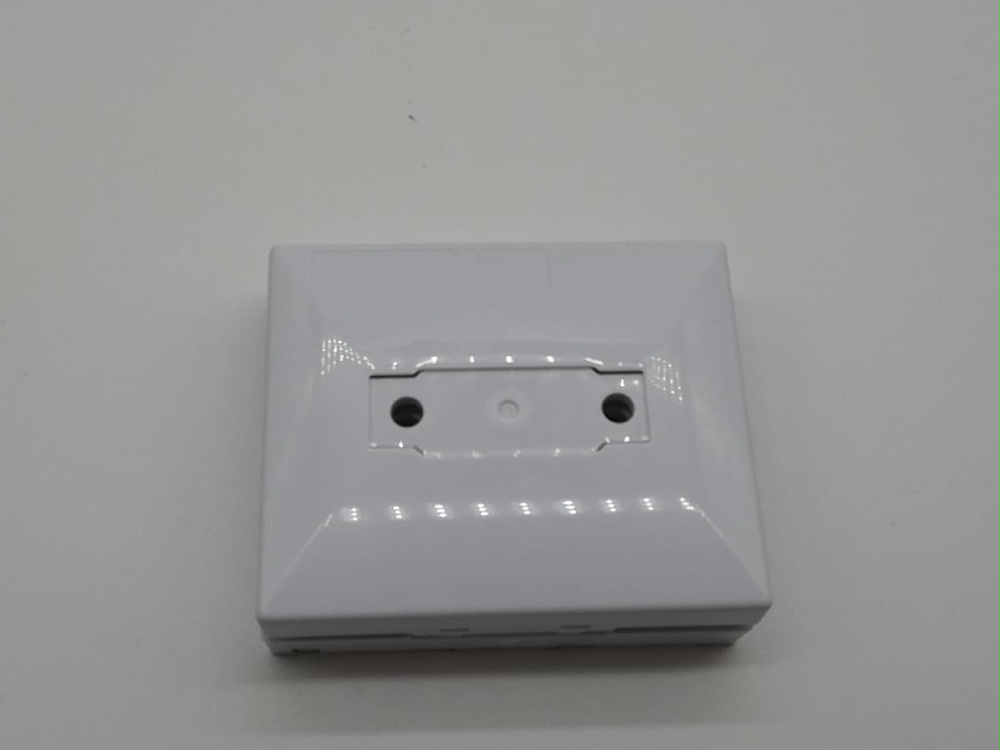 4口面板，光纖桌面盒