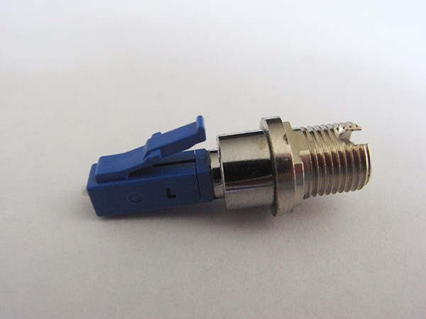 FC母-LC公光纖適配器 FC母-LC公光纖適配器