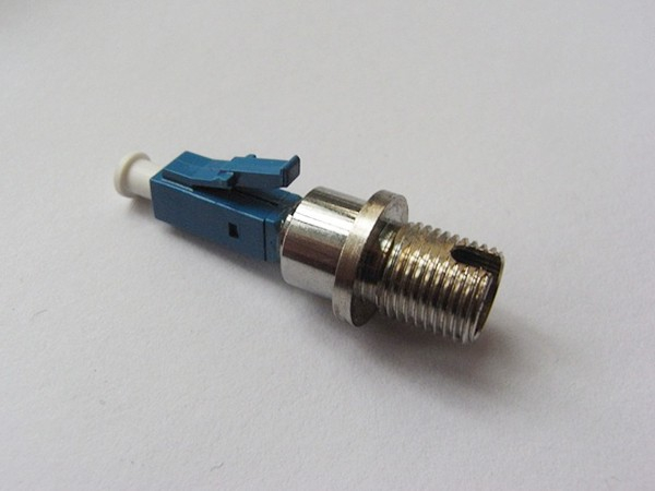 FC母-LC公光纖適配器 FC母-LC公光纖適配器