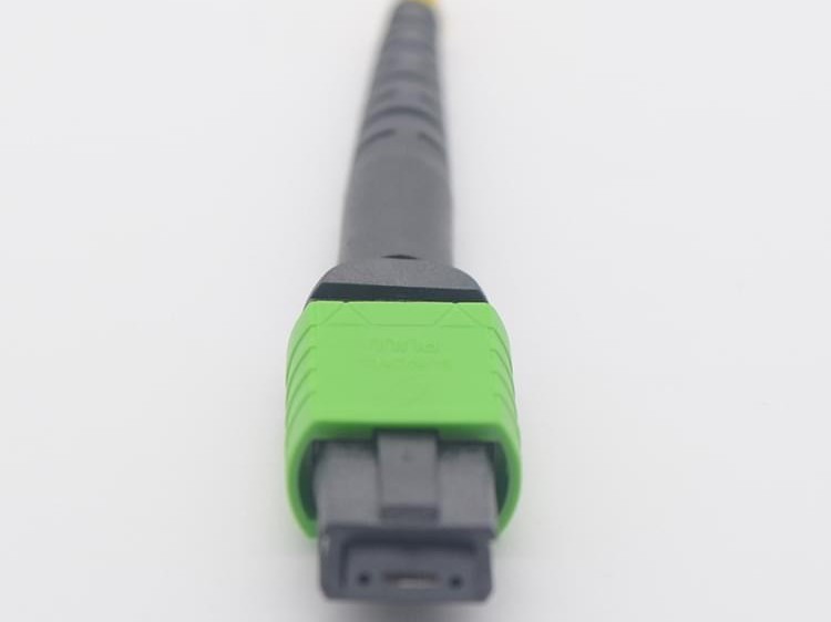 MPO 圓纜光纖連接器