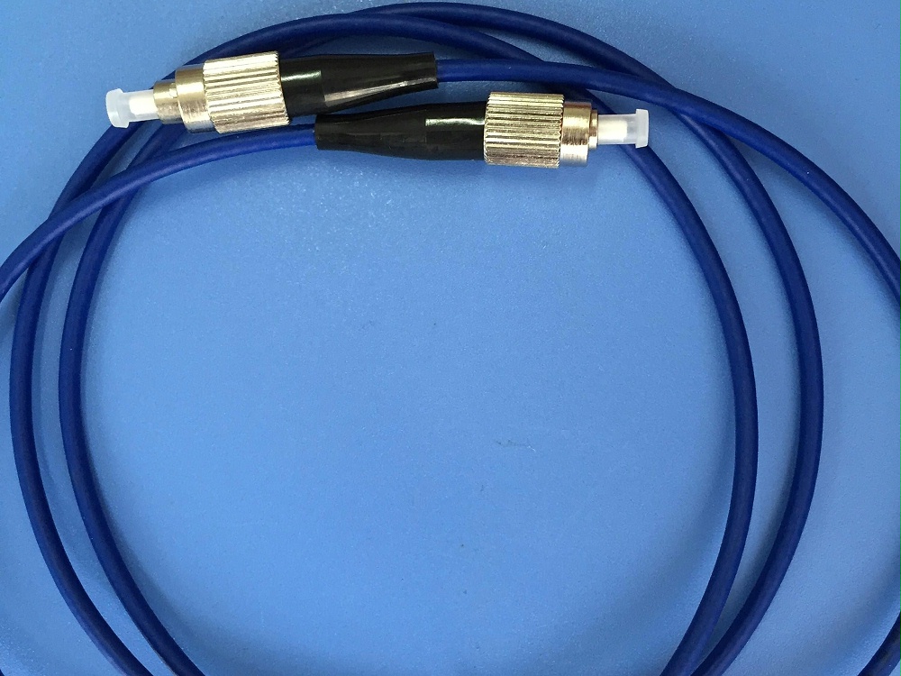 FC/UPC 鎧裝跳線，光纖跳線